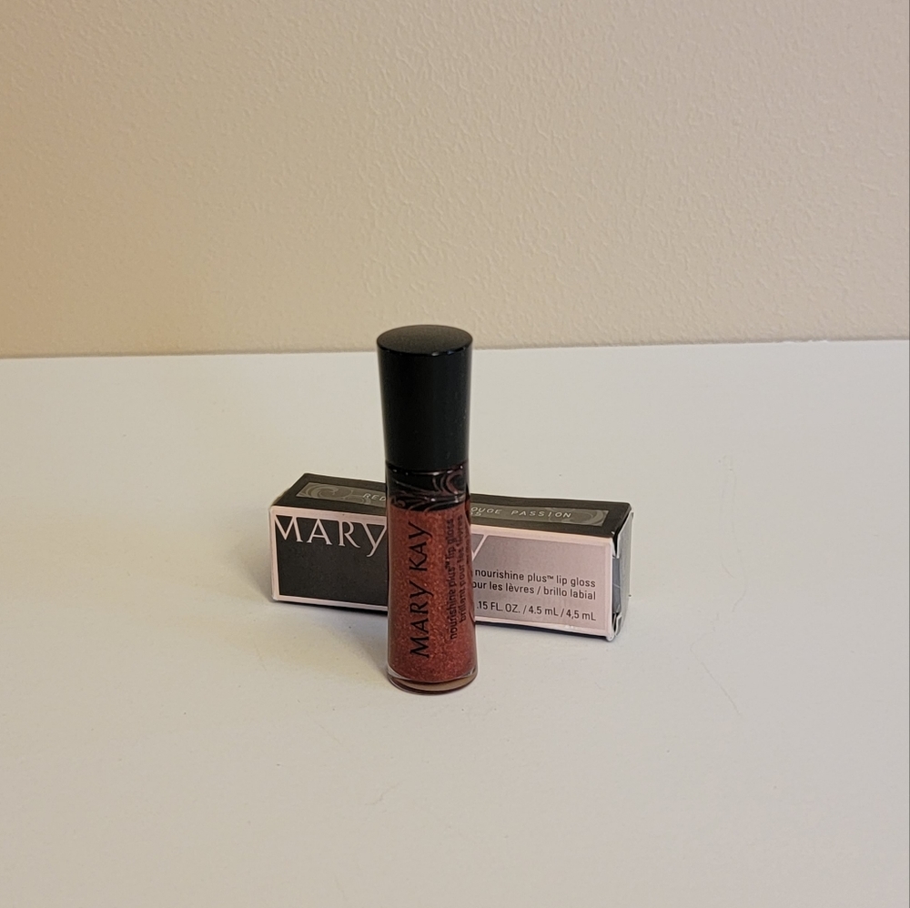 Mary Kay "Red Passion" Nourishine Plus Lip Gloss